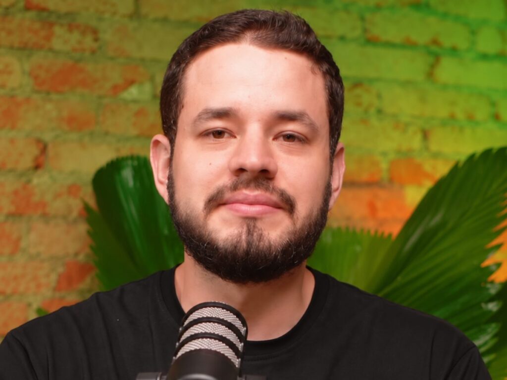 Rafael Graziani · Rial